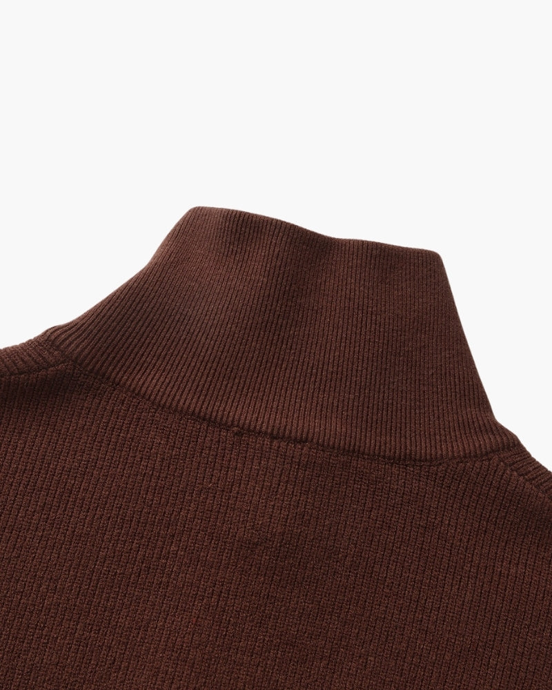 Men's Fine-Rib Half-Zip Jumper with a Stand Collar - Burgundy