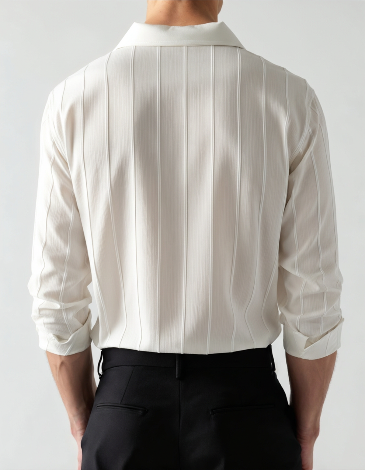 Men's Fine-Stripe Button Shirt with a Chest Pocket - White