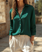 Women's Button-Front Blouse with a Curved Hem - Emerald Green