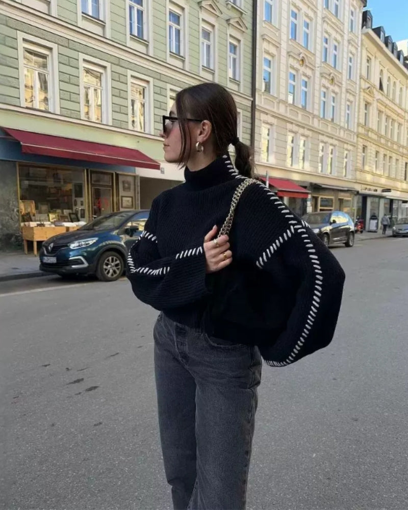 Women's Contrast-Stitch Jumper with Dropped Sleeves - Black