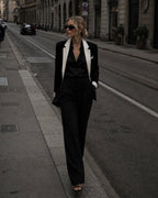 Women's Wide-Leg Trousers with a Gathered Waist - Black